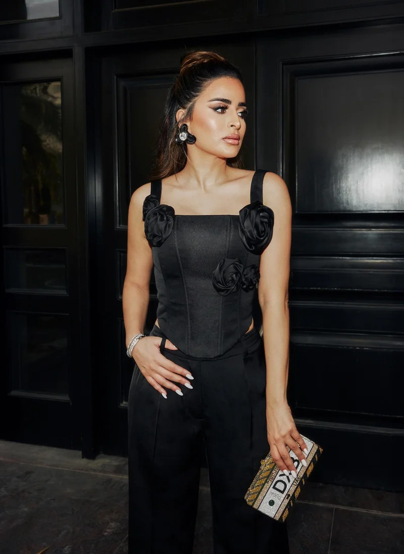 Lichi Smooth corset with decorative flowers