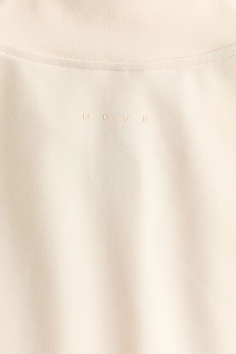 اتش اند ام جاكيت رياضي بسحّاب من نسيج سوفت موف