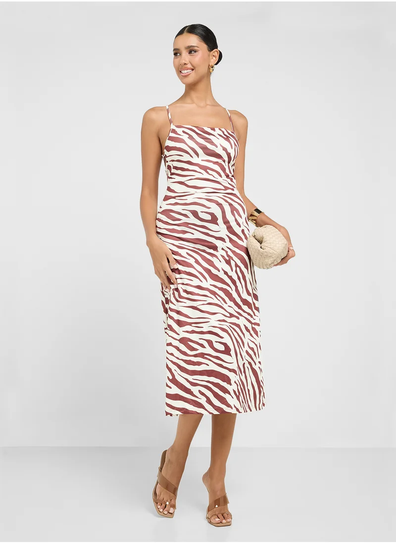 جينجر Strappy Animal Print Maxi Dress
