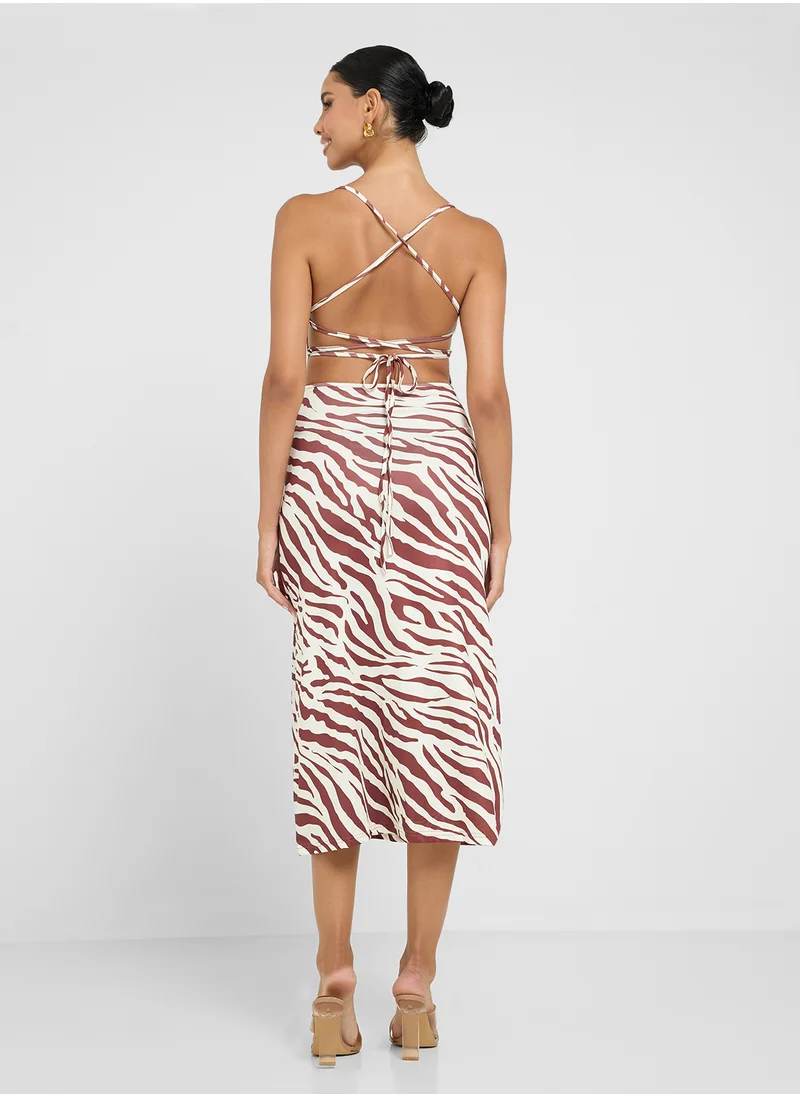 جينجر Strappy Animal Print Maxi Dress