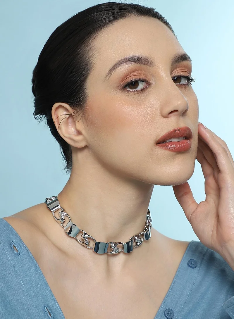Sohi  Women The SwirlBlock-Link Chain Necklace | Metallic  Colour | One-Size | Metallic Alloy Material | Lobster Clasp Closure | Necklace For Casual & Evening Wear for Women | Best Price UAE