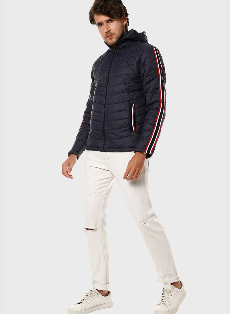 Campus Sutra Hoodie Quilted Jacket