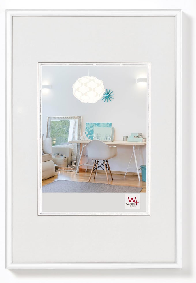 PICTURE FRAME WHITE 30 X 45 CM NEW LIFESTYLE PLASTIC FRAME KV045W