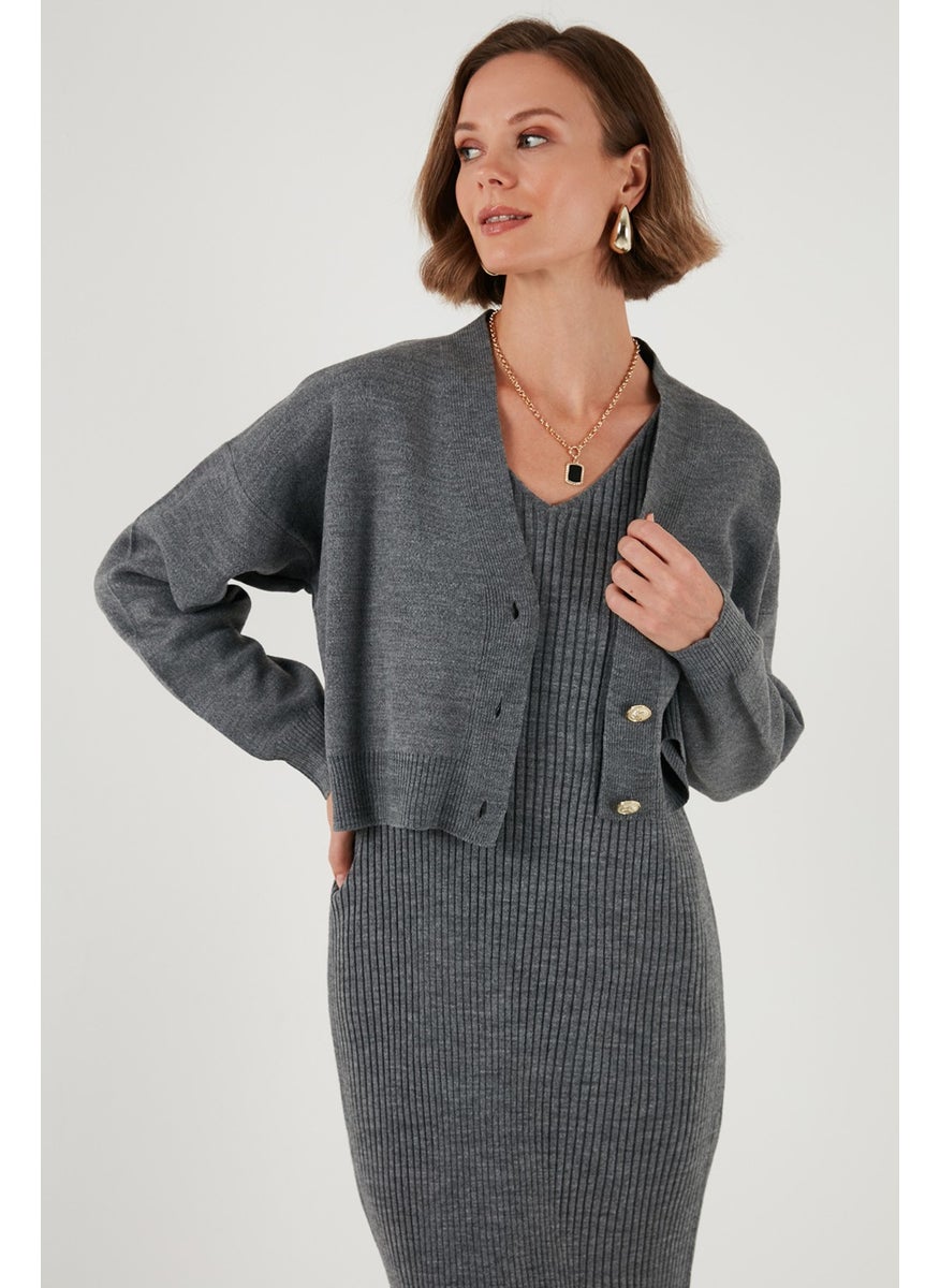 Lela V Neck Buttoned Knitwear Crop Cardigan Women's Cardigan 4616170  - Image 3