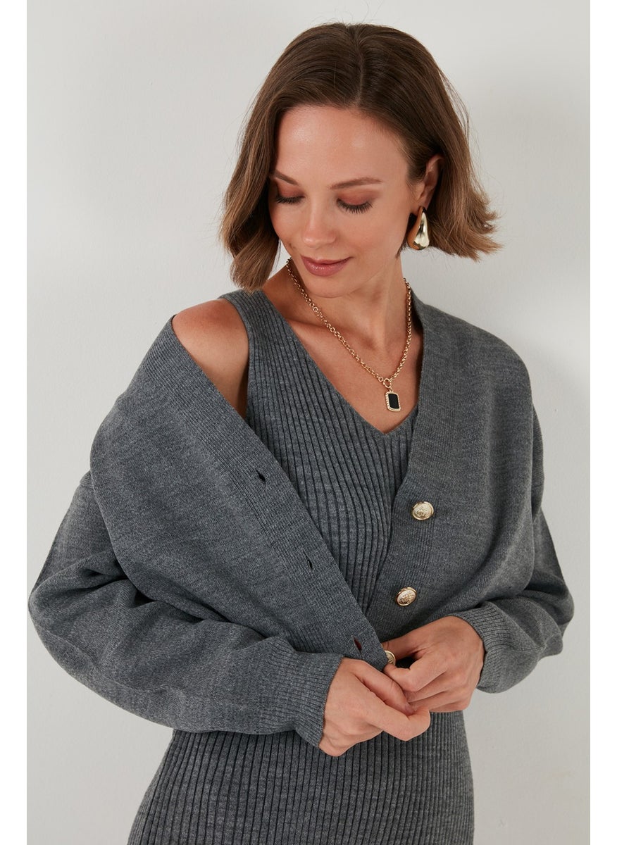Lela V Neck Buttoned Knitwear Crop Cardigan Women's Cardigan 4616170  - Image 5