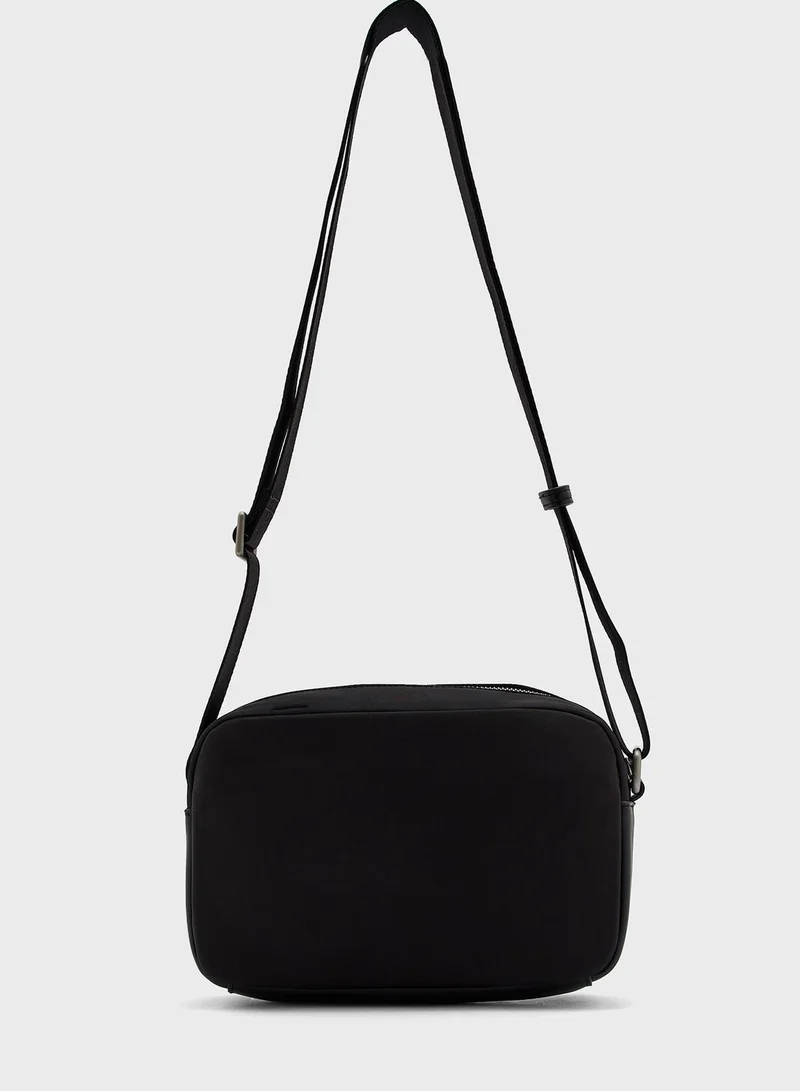TOMMY HILFIGER Logo Messenger Bag