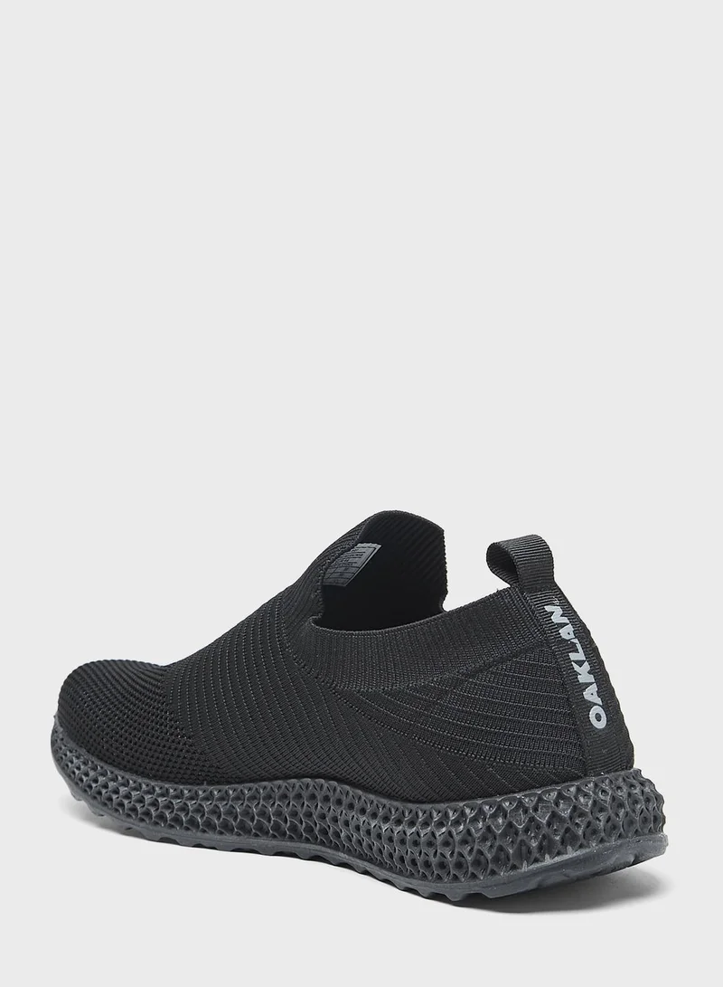 شو اكسبرس Slip On Low Top Sneakers