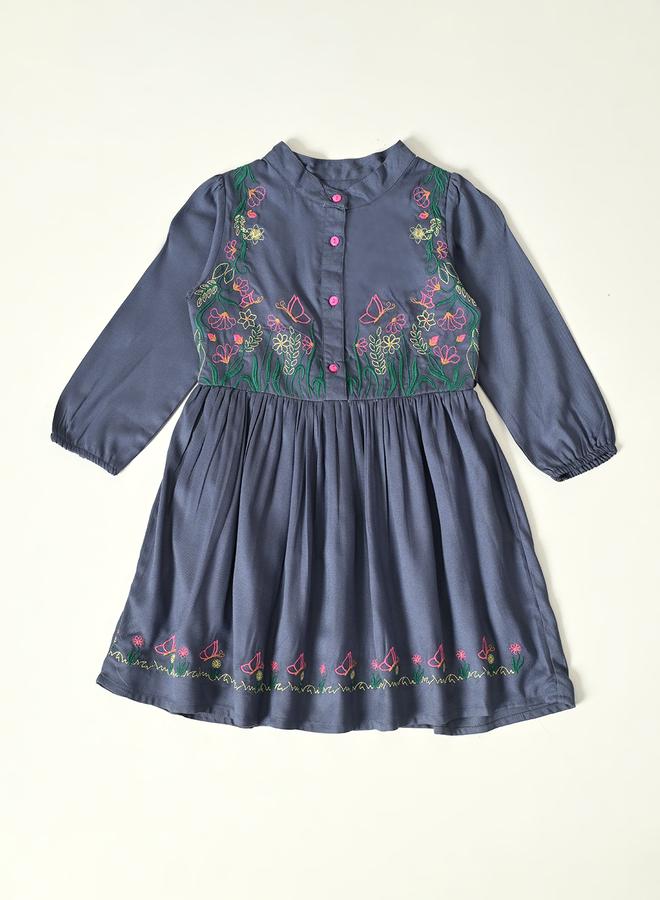 بيلا مودا فستان - مطرز - Image 2