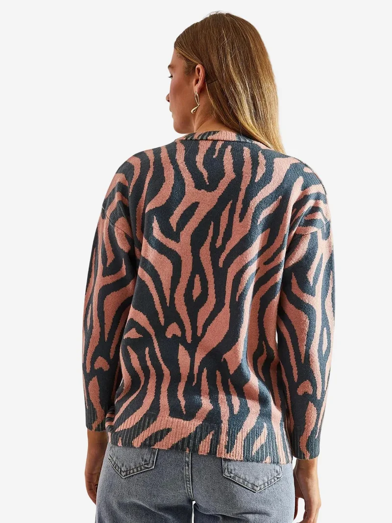 Bianco Lucci Multicolor LUCCI Pattern Knit Sweater with Crew Neck for Women | Best Price UAE