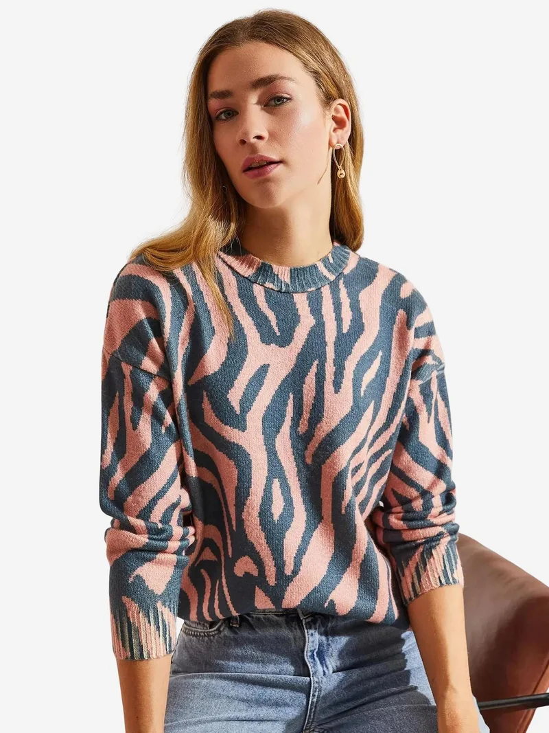 Bianco Lucci Multicolor LUCCI Pattern Knit Sweater with Crew Neck for Women | Best Price UAE