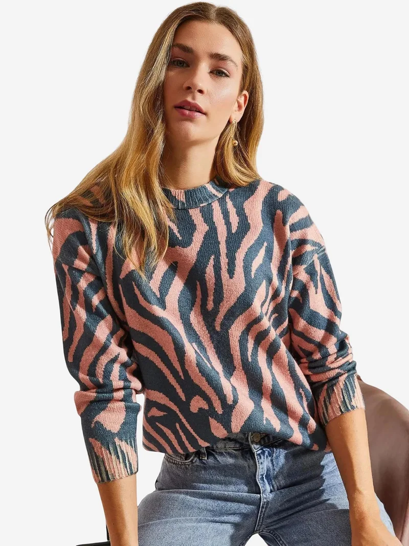 Bianco Lucci LUCCI Pattern Knit Sweater with Crew Neck