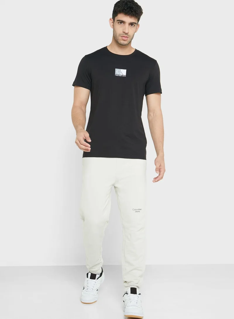 CALVIN KLEIN Logo Crew Neck T-Shirt