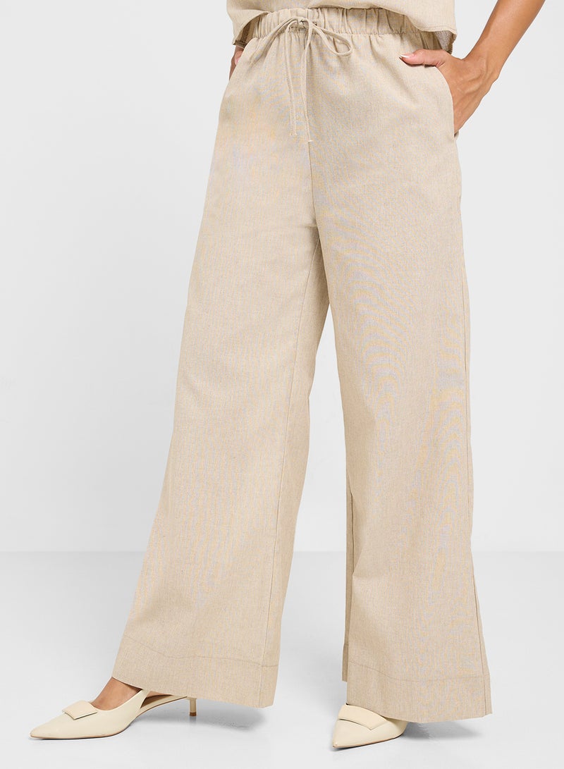 جينجر طقم بلوزة كامي وبنطلون بقصة مريحة - Image 4