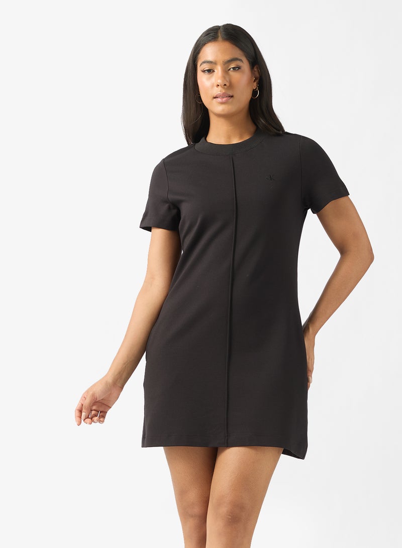 كالفن كلاين جينز فستان تي شيرت قصير الأكمام بياقة دائرية - Image 1