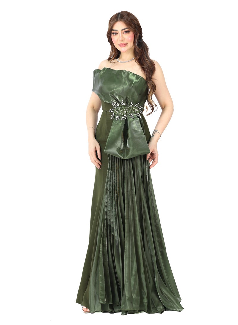 MODERN DESIGNER A luxurious evening dress that catches the eye with an elegant and luxurious design Distinguish yourself with the most beautiful look with a luxurious evening dress designed with great taste to suit the taste of the modern woman  - Image 2
