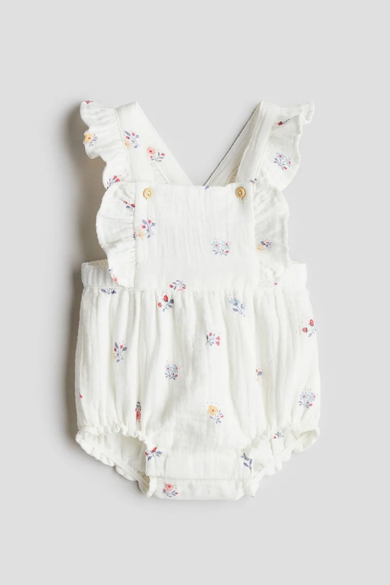اتش اند ام Cotton dungaree shorts