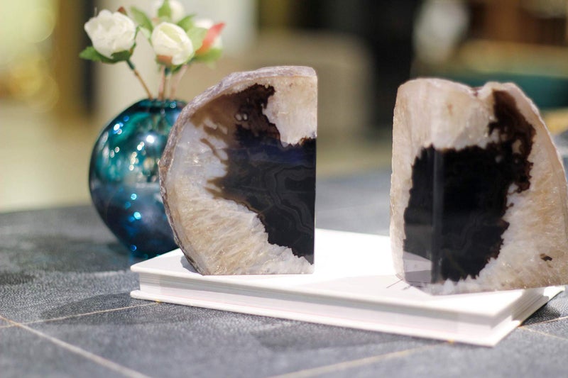 Jic Gem Black Agate Bookend(S) Bookends For Shelves To Hold Books Geode Bookends With Rubber Bumpers For Office And Home Decoration(1 Pair 2 To 3 Lbs) - Image 5