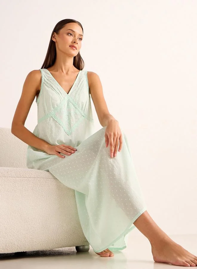 Splash FAV Dobby Embroidered V-neck Sleeveless Night Dress