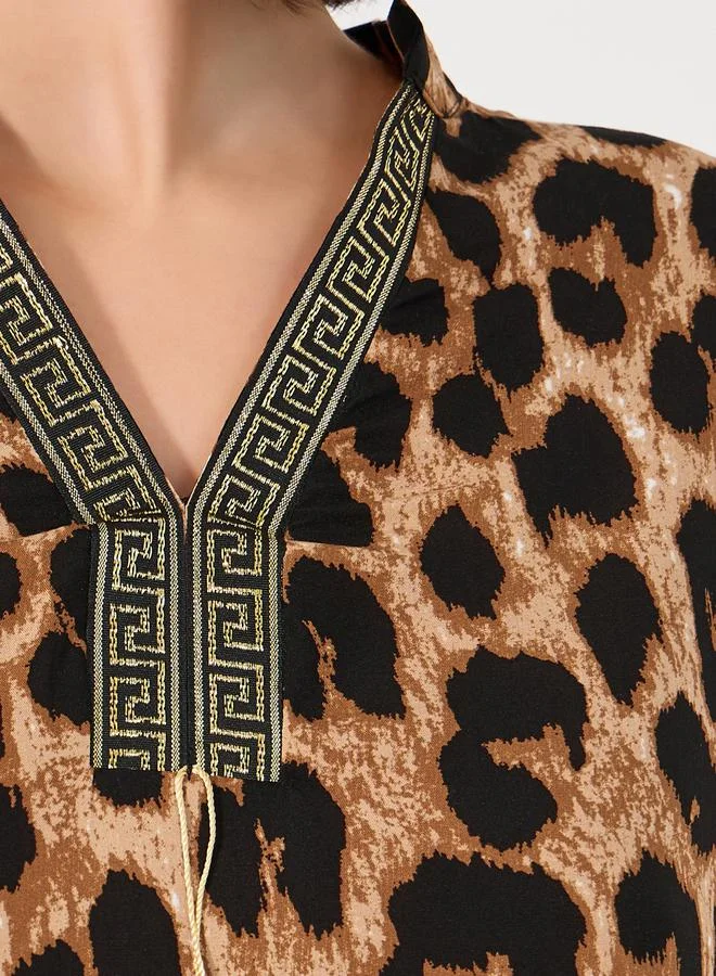 Styli Leopard Print Jalabiya with Lace Trim