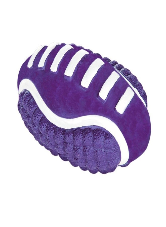 PET FUN لعبة مضغ متينة للكلاب من المطاط من بيت فن - تصميم كرة قدم محكم مناسب للكلاب الصغيرة والمتوسطة - تصدر صوتاً عند الضغط عليها، قابلة للارتداد وغير سامة - لعبة لعب للحيوانات الأليفة للاستخدام الداخلي والخارجي - بنفسجي (قد يختلف اللون) - Image 1