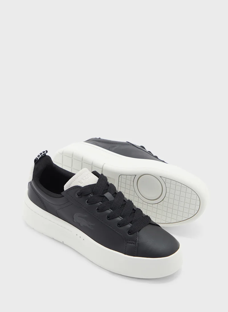 LACOSTE Carnaby Low Top Sneakers