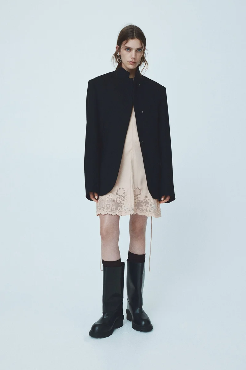 اتش اند ام بووت من الجلد بنعل سميك