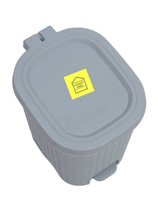 Concept home - Waste Bin with Pedal Grey Color 15 Liter - Image 1