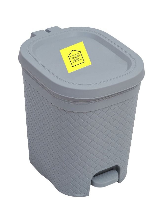 Concept home - Waste Bin with Pedal Grey Color 15 Liter - Image 1