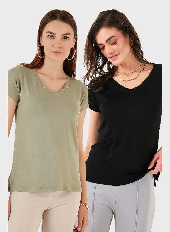 ليلا بلوزة نسائية بياقة على شكل حرف ، قصة مريحة، تفاصيل فتحات جانبية، عبوة من قطعتين