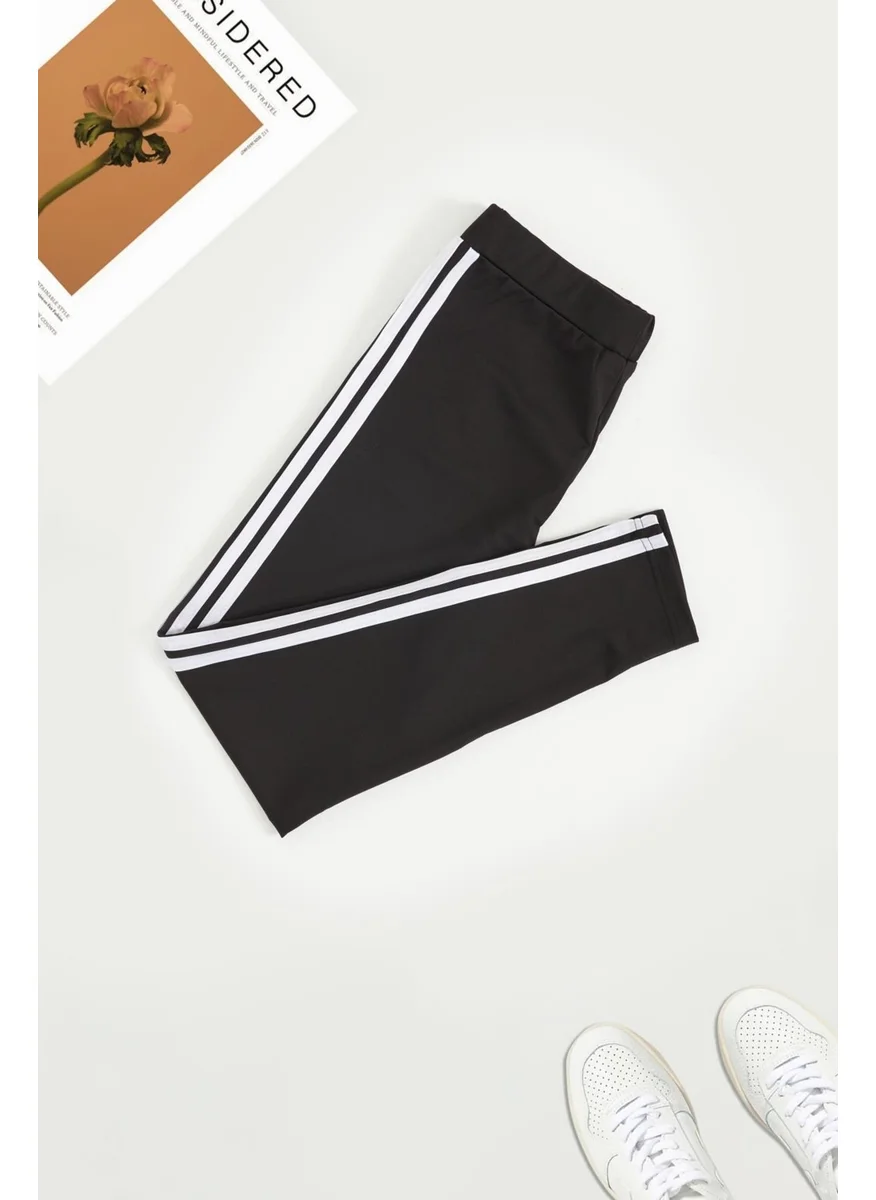 For You Woman Black Leggings with White Stripes on the Side