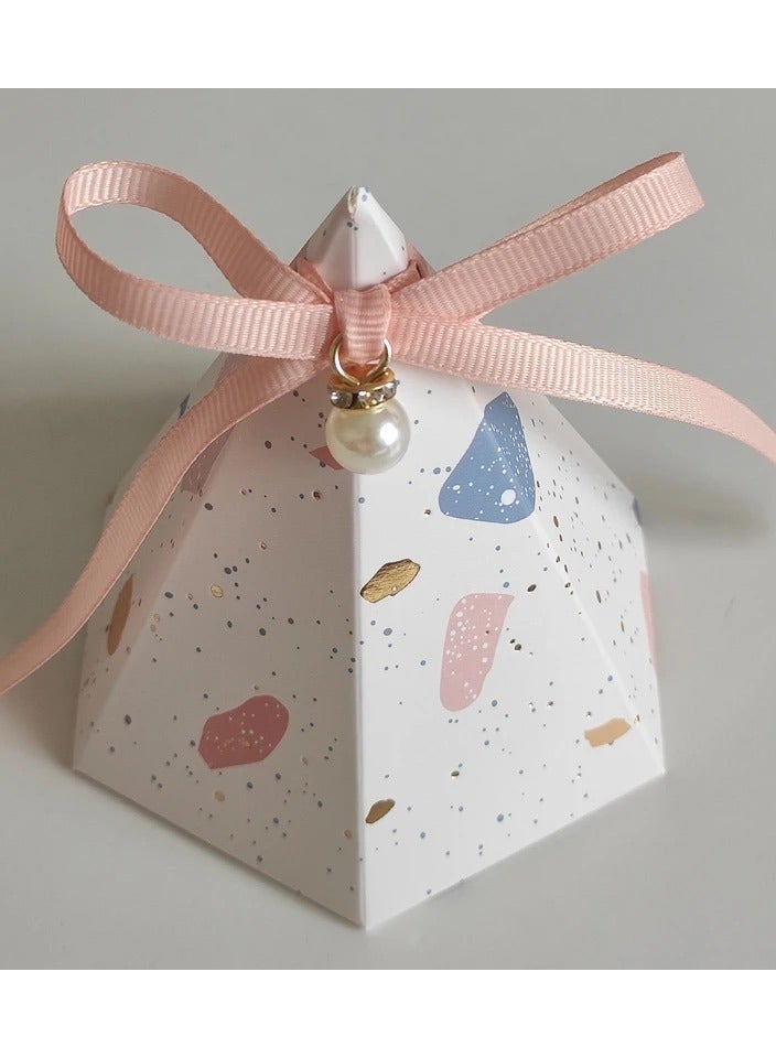 Set of 10 Elegant Pyramid-Shaped Favors – A Touch of Elegance for Your Events! - Image 2
