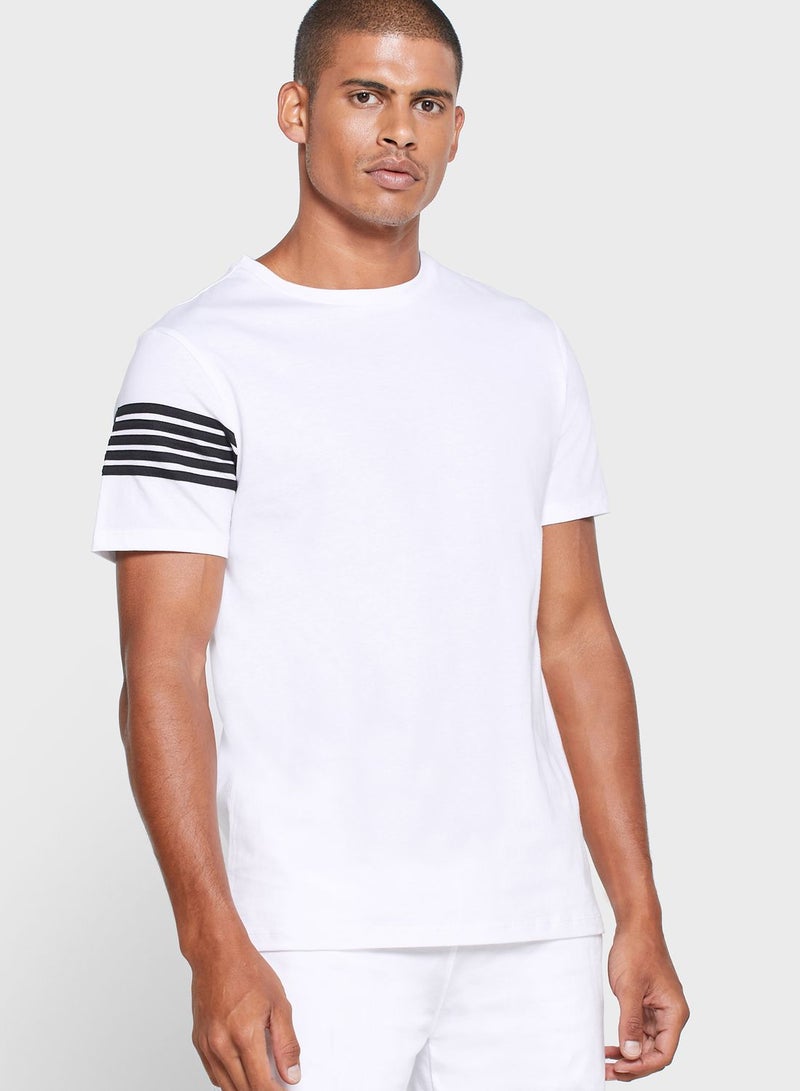 Seventy Five Striped Detailed T-Shirt & Shorts Set  - Image 3