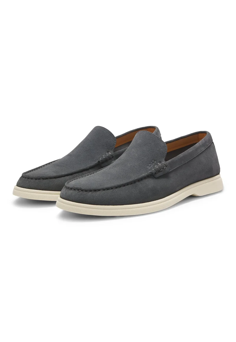 بوس Suede loafers with debossed logo