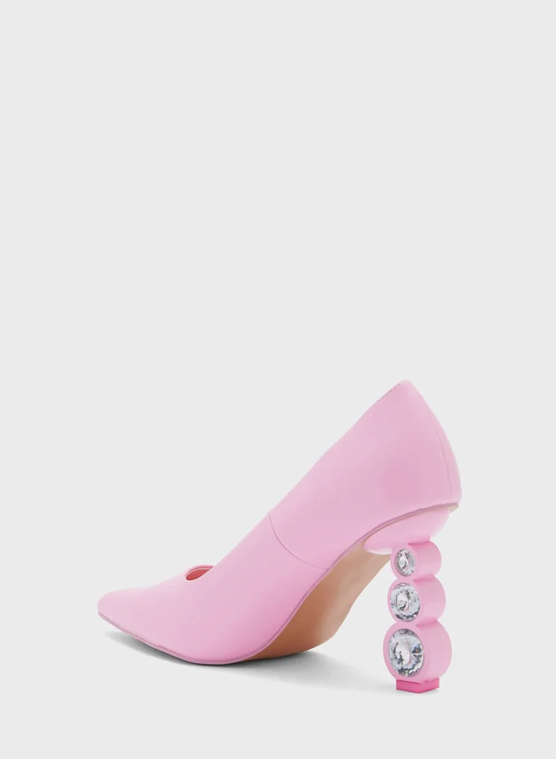 Ginger Circle Detail Interest Heel Pointed Pump