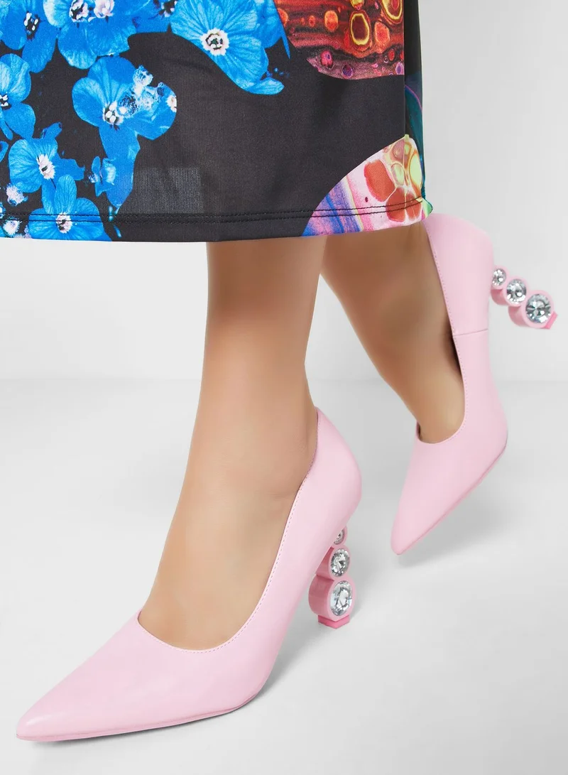 Ginger Circle Detail Interest Heel Pointed Pump
