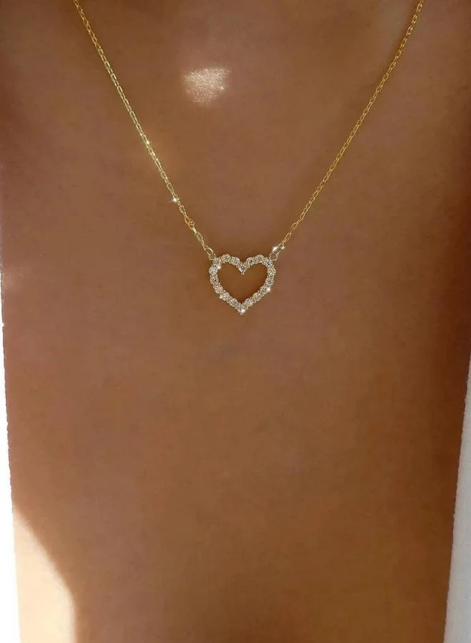 تايك تو قلادة قلب بأحجار الراين