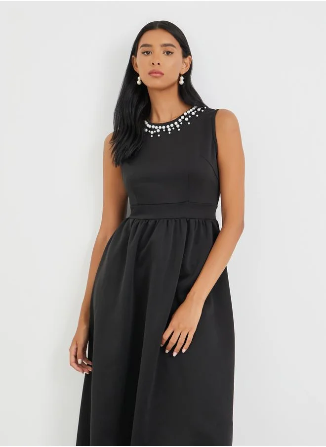 تايك تو Take Two Embellished Round Neck Sleeveless Midi Dress