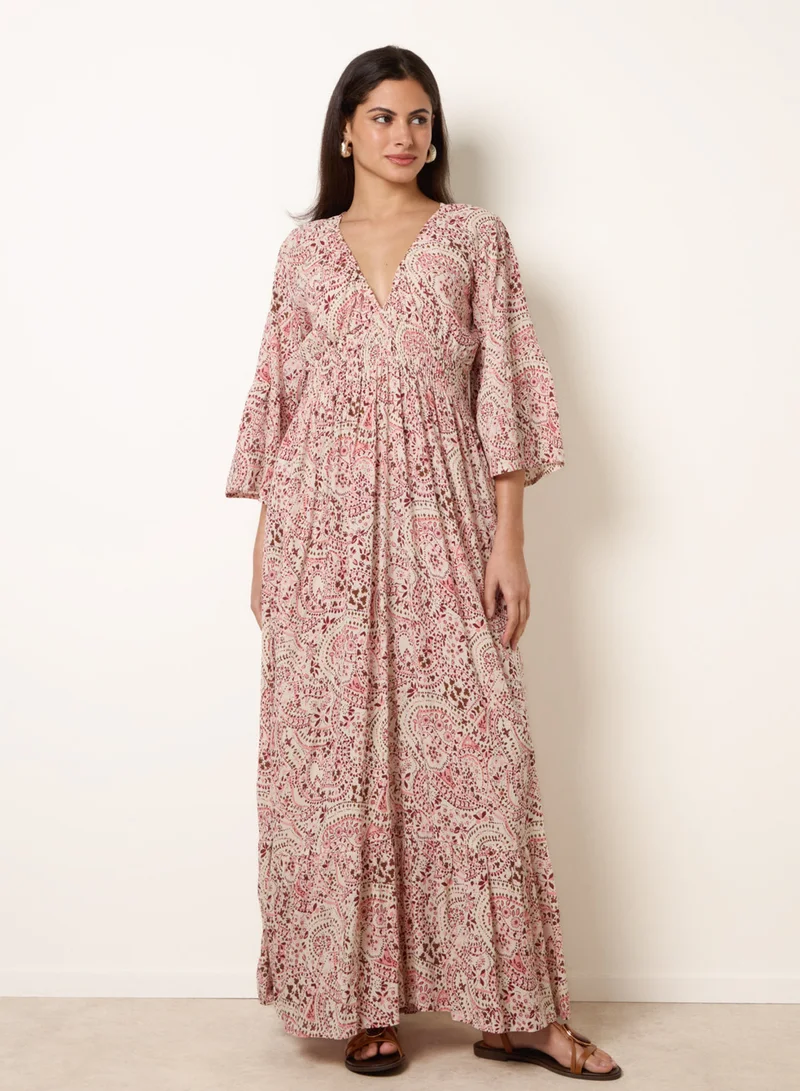 بلو فانيلا Printed Shirred Waist V Neck Maxi Dress