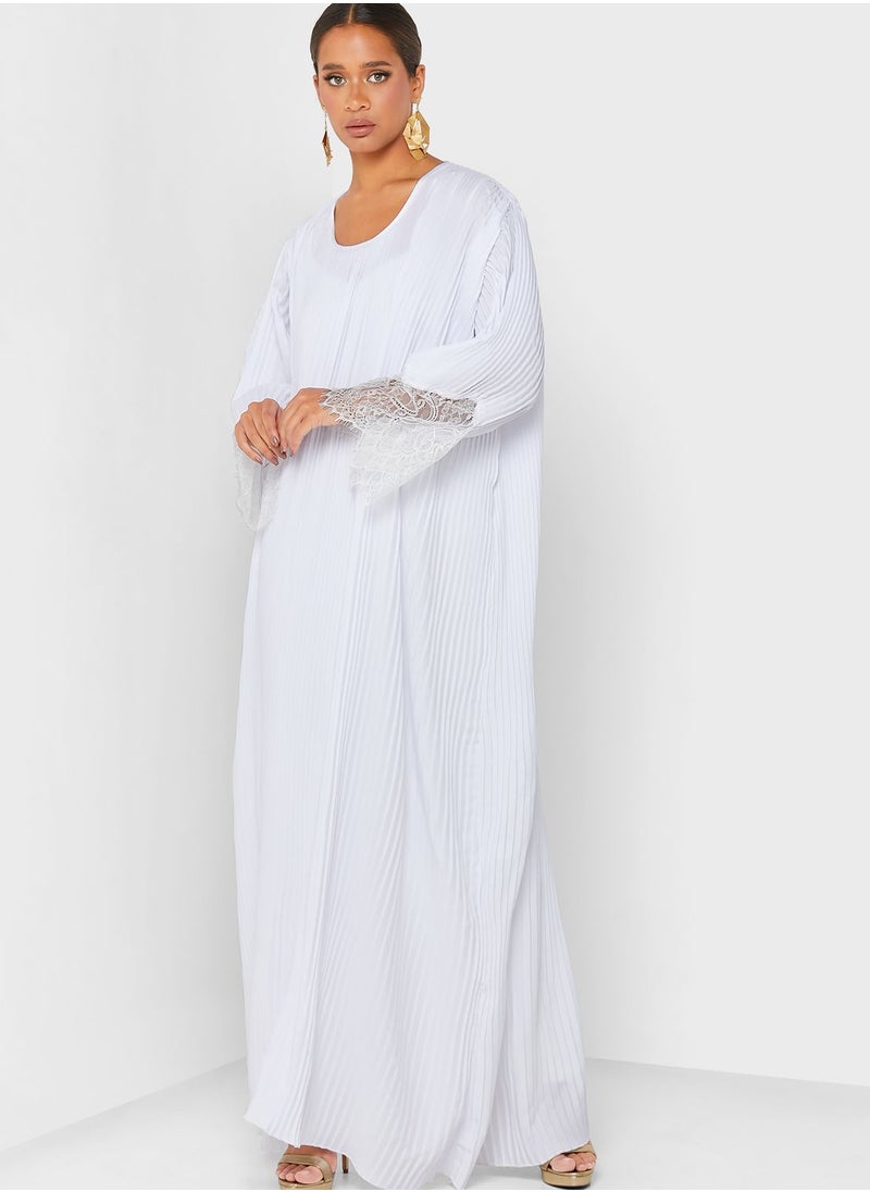 Khizana - Pleated Detail Abaya With Sheila - Image 1