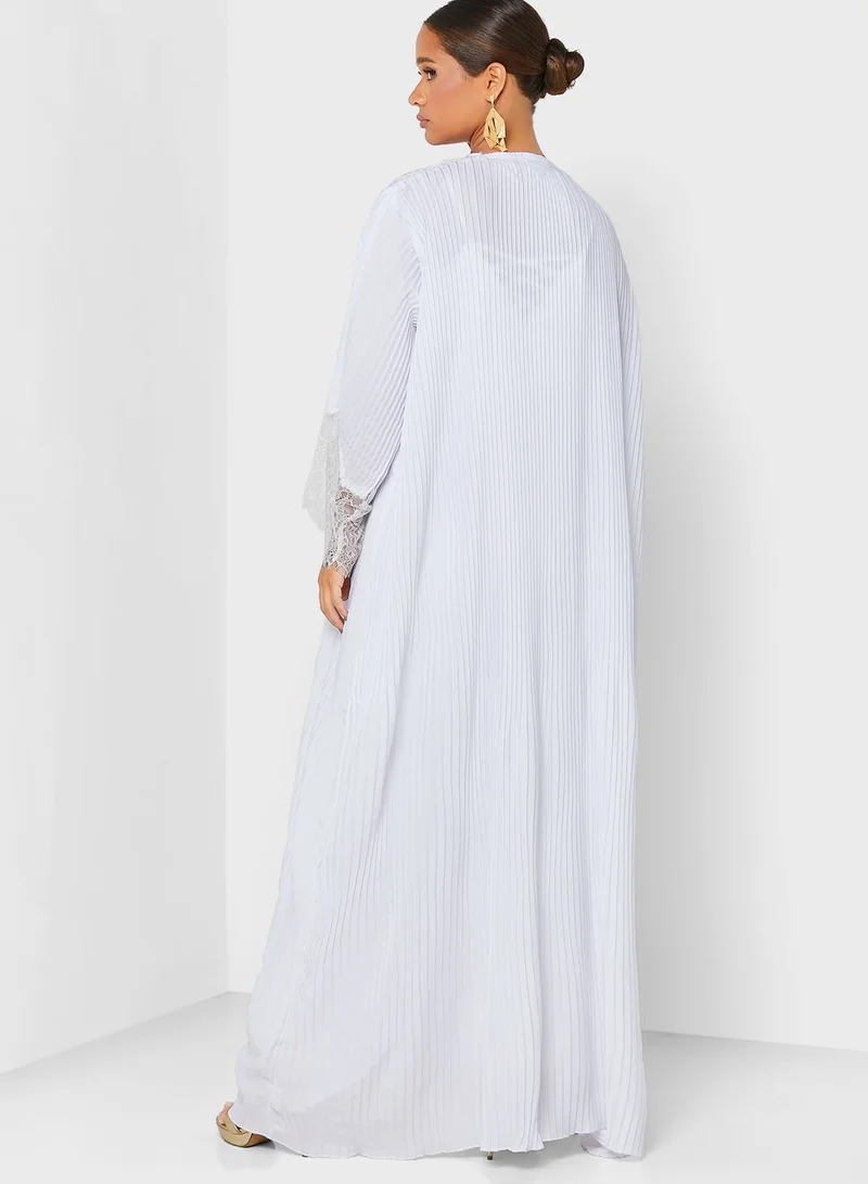 Khizana Pleated Detail Abaya With Sheila