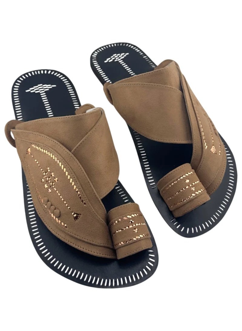 AL Fanoos Handcrafted heritage leather slippers