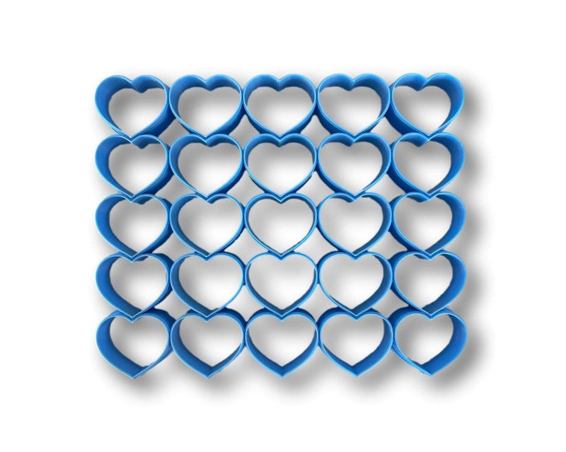 Cookie Cutz 25x1  size heart shape multi cutter - Image 1