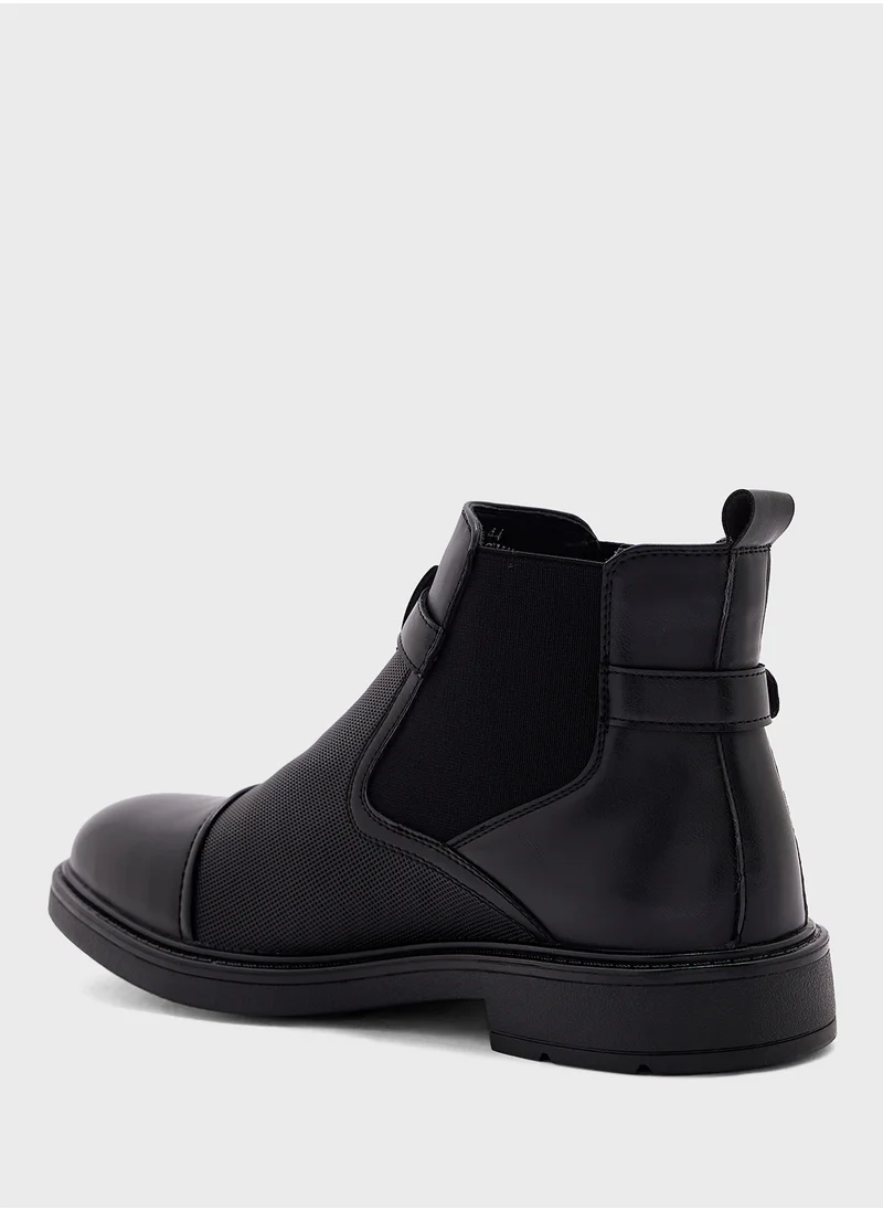 روبرت وود Strap Detail Formal Boots