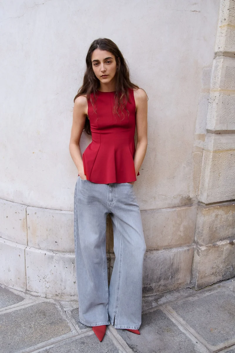 H&M Sleeveless peplum top