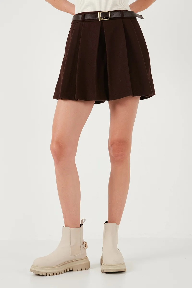 ليلا Stretch Standard Fit Pleated Winter Mini Shorts Skirt Women's Shorts Skirt 611SR00016
