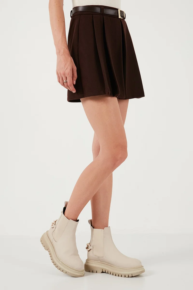 ليلا Stretch Standard Fit Pleated Winter Mini Shorts Skirt Women's Shorts Skirt 611SR00016