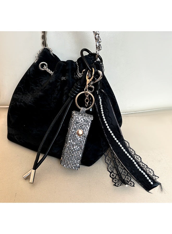 تيني بابي سلسلة مفاتيح فاخرة للجنسين، مصنوعة من مادة البولي يوريثين عالية الجودة بتصميم خرز كبير على شكل قلب، مثالية لتعليق الحقائب، وإكسسوارات أنيقة للسيارات والهواتف المحمولة، وهدايا عيد الحب، وإكسسوارات لطيفة، مناسبة لحقائب الظهر وحقائب اليد ومفاتيح السيارات، للنساء ومحبي الأنمي، مثالية للاستخدام اليومي، ومناسبة للياقة البدنية أو السفر. - Image 4