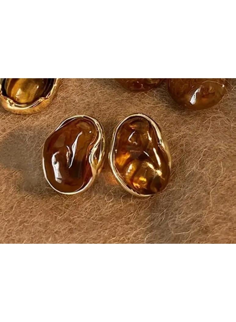 Modern Gold-Tone Stud Earrings – Elegant Organic Molten Metal Design with Polished Tiger's Eye for Women