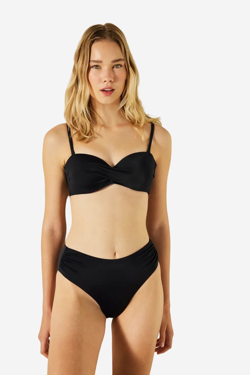 PENTI Basic Strapless Bikini Top - Image 1