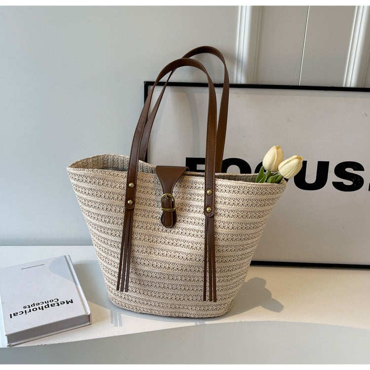 French Retro Large Capacity Straw Woven Bag Textural Seaside Holiday Beach Woven Shoulder Tote Bucket Bag Trendy - Image 1